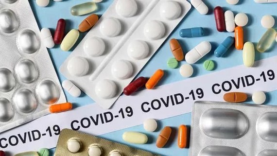Trong toa thuốc điều trị COVID-19 tại nhà có những gì?