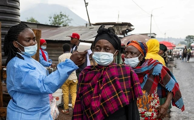 Ebola tại Congo: Vì sao thịt rừng, tập tục mai táng và tin giả khiến dịch bệnh bùng phát nghiêm trọng?