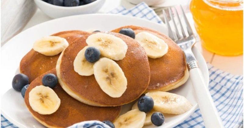 Món Ăn Cho Người Tiểu Đường: Giải Pháp Dinh Dưỡng Lành Mạnh 3 Bánh Pancake Chuối