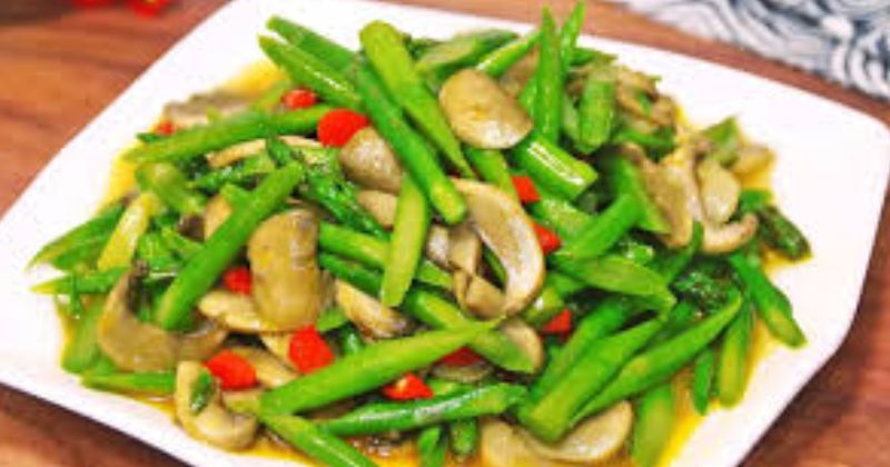 Món Ăn Cho Người Tiểu Đường: Giải Pháp Dinh Dưỡng Lành Mạnh 9 Măng Tây Xào Ớt Và Nấm