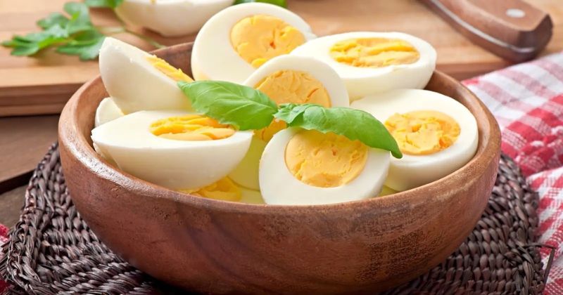 Món Ăn Cho Người Tiểu Đường: Giải Pháp Dinh Dưỡng Lành Mạnh 2 Trứng Luộc